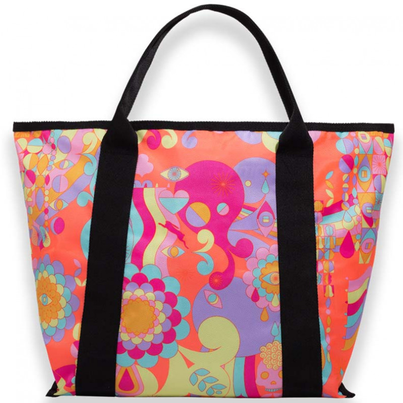 amika: signature tote bag..