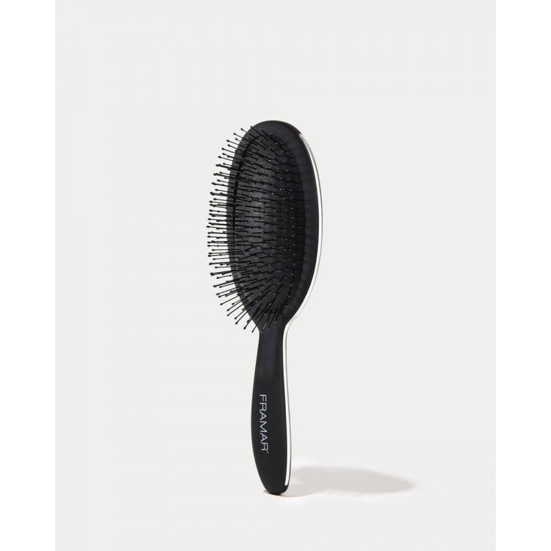 framar black to the future detangle brush